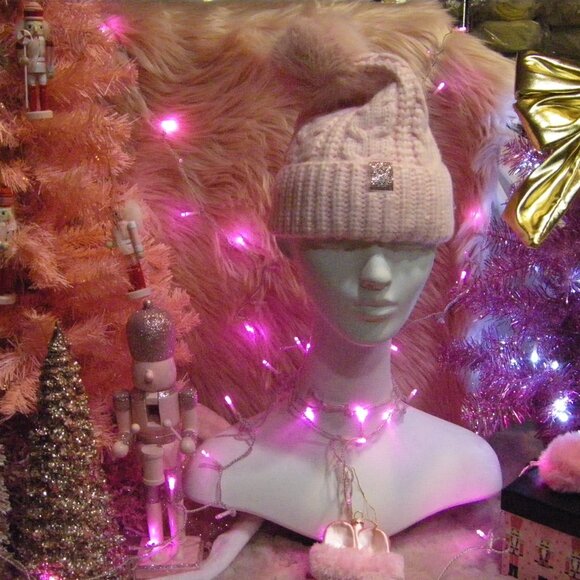 Victoria's Secret Cozy Cable-Knit Pom Beanie Ballerina Pink NWT - Picture 7 of 15